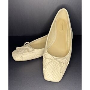 Liz Claiborne Women's Memory Foam Ballet Flat Ivory Size 11
